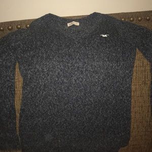 Gray hollister sweater in good condition.